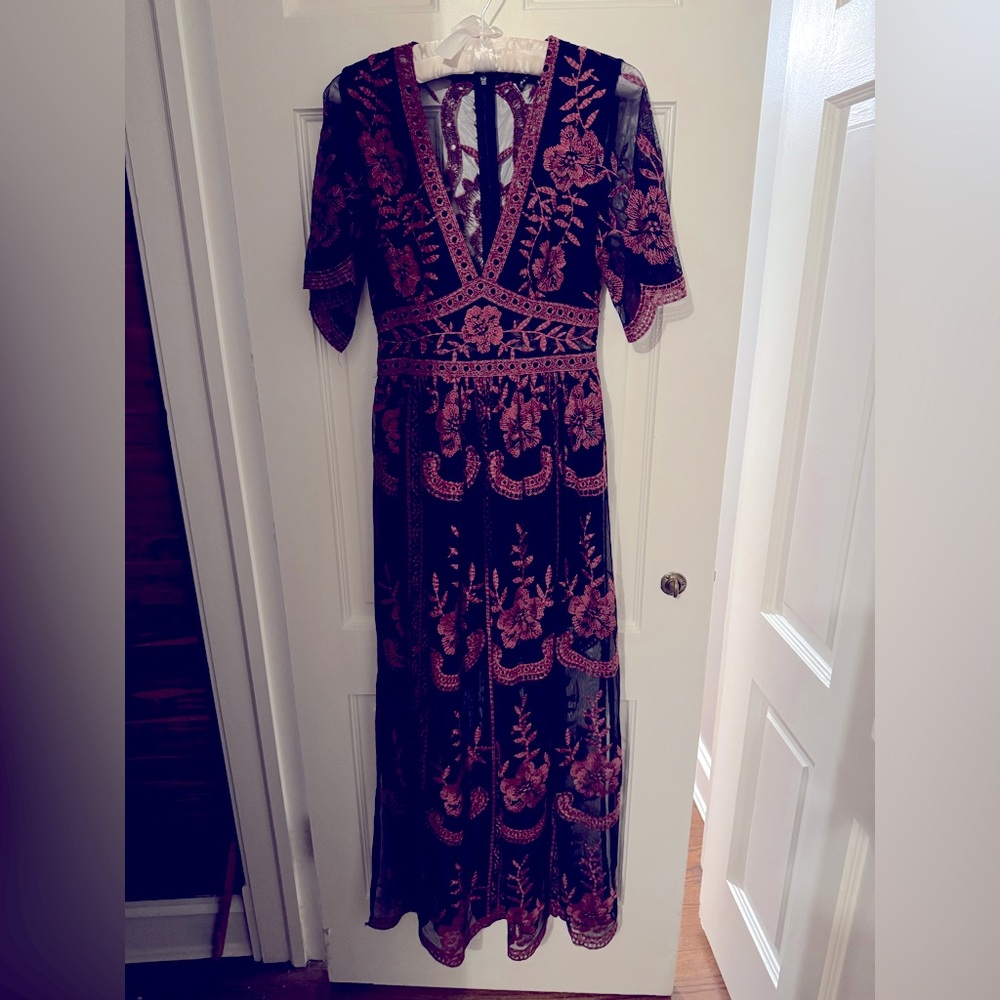 Honey Punch Burgundy and Black Lace Maxi Dress Size S